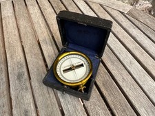 altes historisches Nadel